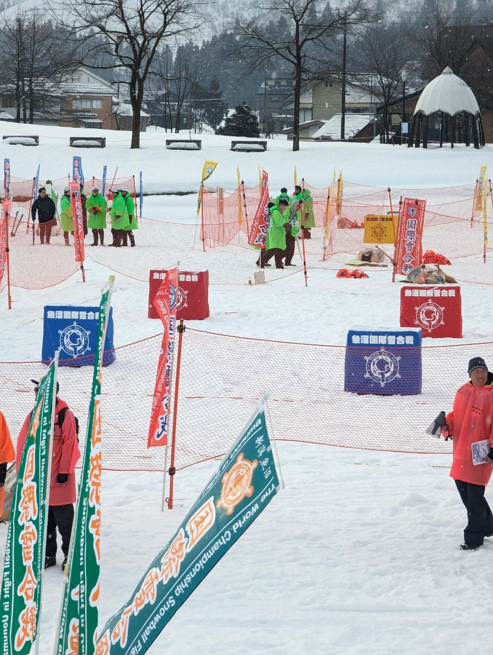 丟丟丟 躲躲躲 丟進「魚沼市國際雪合戰」!